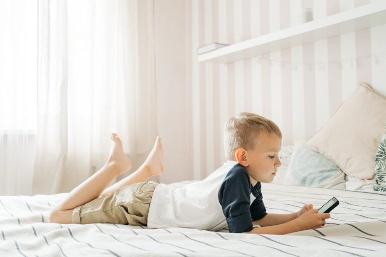 Summer Screen Time Rules for Boys (That Actually Work)
